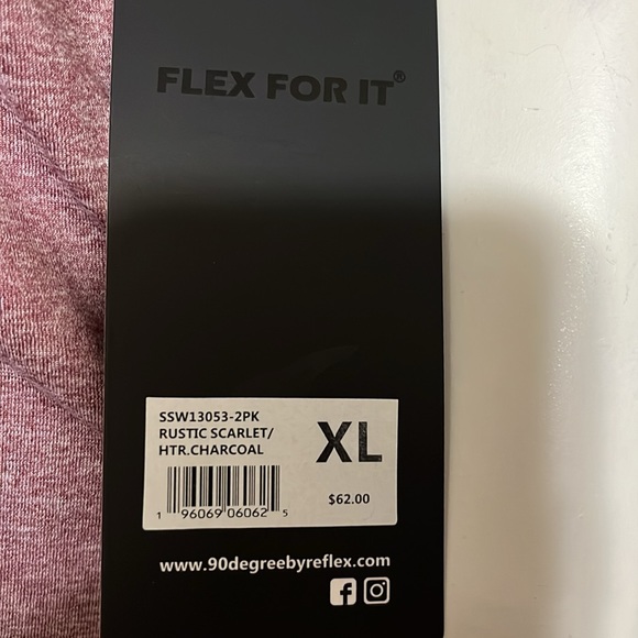 90 Degree by Reflex Workout Tee - Picture 5 of 6